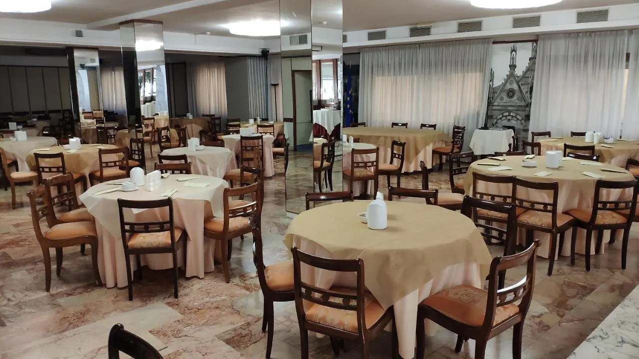 Grand Hotel Duomo Pisa