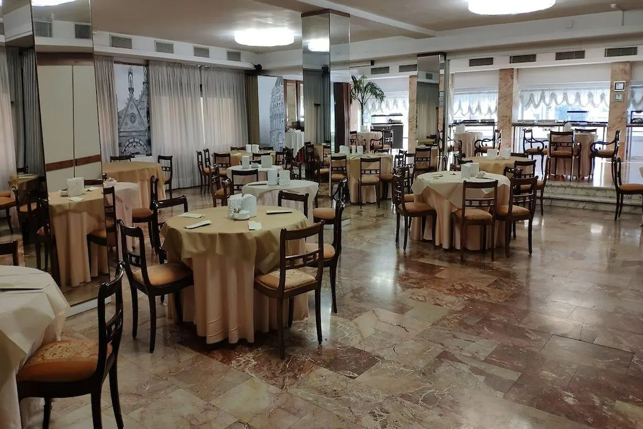 Grand Hotel Duomo Pisa