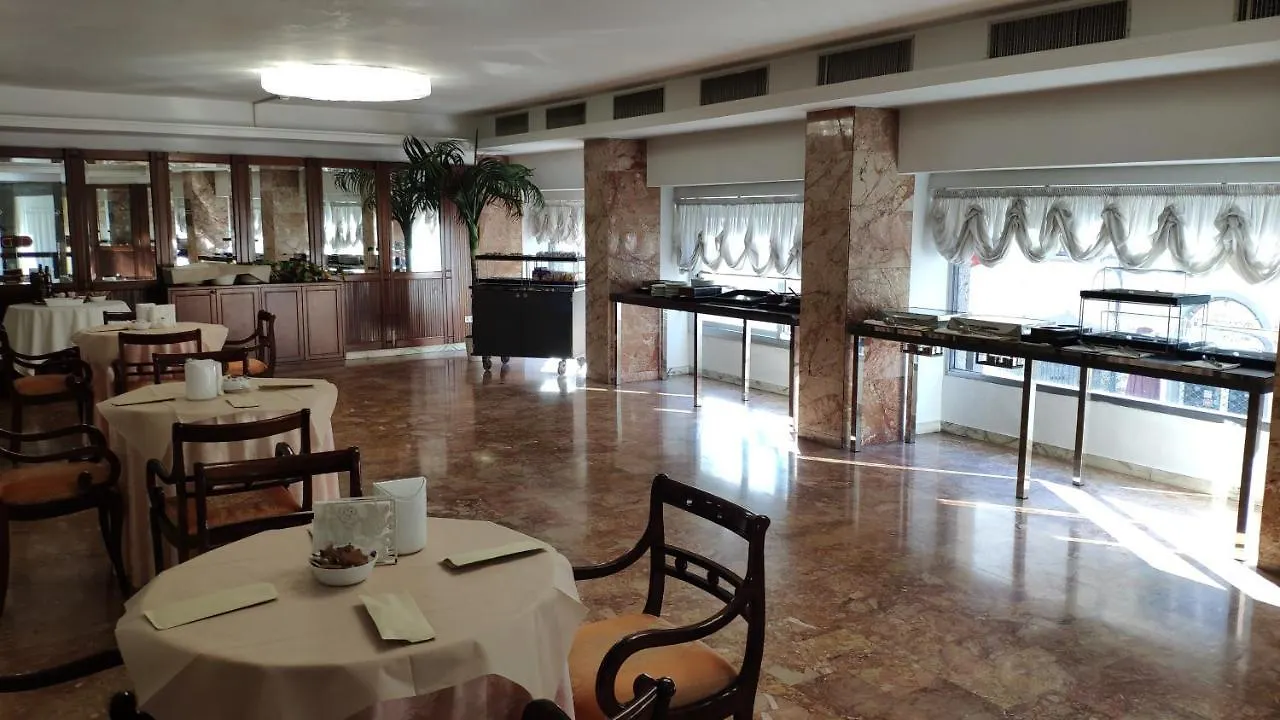 Grand Hotel Duomo Pisa